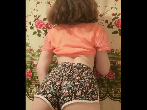 ❤️ Mwana wachinyamata wokongola akuvula kabudula wake pa kamera Zolaula zolaula ny.sexvideogif.ru