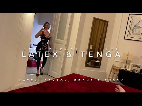 ❤️ Sister wamutu wofiyira atavala chovala cha latex chogwidwa ndi mchimwene wake wopeza Zolaula zolaula ny.sexvideogif.ru