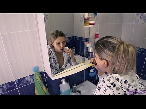 ❤️ Kuthyolako ndi ana ovala ma pyjamas kumatha mkamwa cum mu bulu - letty wakuda Zolaula zolaula ny.sexvideogif.ru